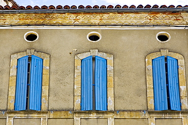 Window shutters, Bastide d'Armagnac, France