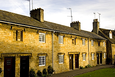 Terraced cottages in Chipping Campden, Gloucestershire, United Kingdom