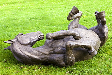 Horse sculpture lifesize in fibreglass, Oxfordshire, United Kingdom