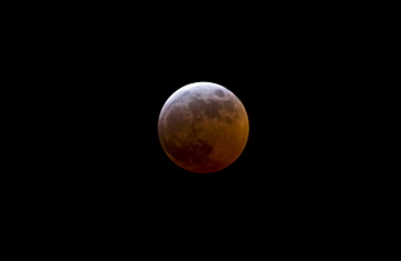 Red moon during eclipse, Southern England, United Kingdom