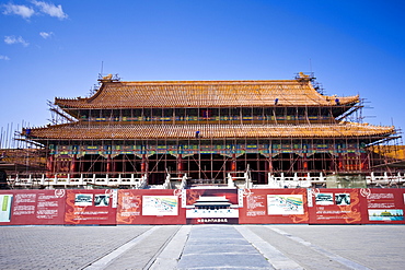 Renovation work on the Gate of Supreme Harmony in the Forbidden City, Beijing, China