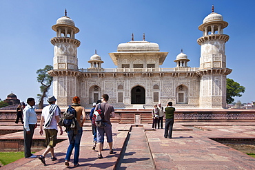 Tourists visit Tomb of Etimad Ud Doulah, 17th Century Mughal tomb built 1628, Agra, India