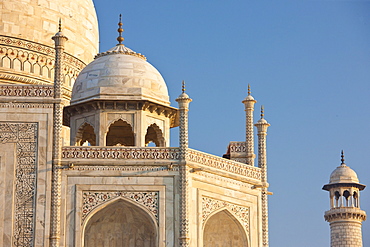 The Taj Mahal mausoleum western view detail, Uttar Pradesh, India