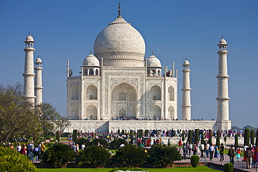 Crowds of tourists at The Taj Mahal mausoleum southern view Uttar Pradesh, India