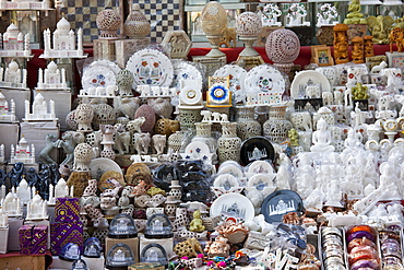 Taj Mahal souvenirs on sale by The Great Gate, Darwaza-i rauza, of The Taj Mahal Complex, southern entrance, Agra, India