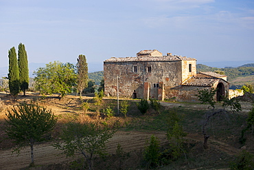 Ancient Tuscan architecture of podere farmhouse near Monticchiello in Val D'Orcia, Tuscany, Italy