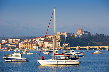 San Vicente de la Barquera, maritime town and holiday resort in Cantabria, Northern Spain