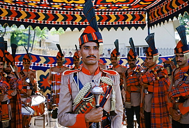 Pakistani soldier in ceremonial uniform in Islamabad, Pakistan