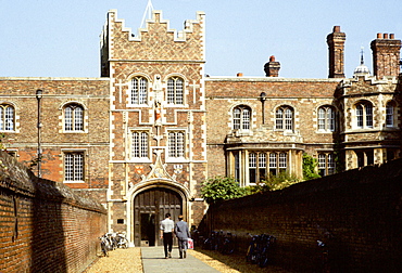 University students at Jesus College, Cambridge University, England, UK