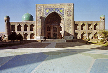 Tilla Kari, Tilya-Kori, Madrasah in Registan Square, Samarkand, Uzbekistan