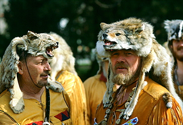 Pioneers wearing 'critters' hats at Sutters Fort, United States of America