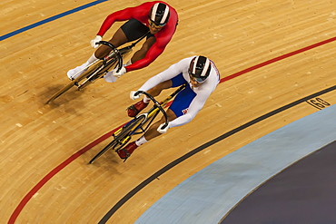 Track cycling battle in the velodrome, London 2012, Summer Olympic Games, England, United Kingdom, Europe