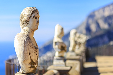 Stunning Terrace of Infinity, Gardens of Villa Cimbrone, Ravello, Amalfi Coast, UNESCO World Heritage Site, Campania, Italy, Europe