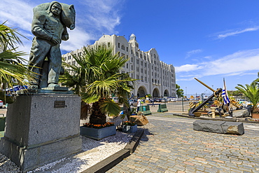 Port, statue, anchor and port building, Montevideo, Uruguay, South America