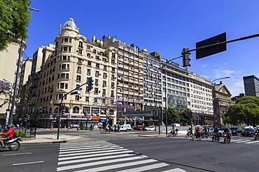 Busy traffic on many laned highway, Avenue 9 de Julio, Plaza de la Republica, Congreso and Tribunales, Buenos Aires, Argentina, South America