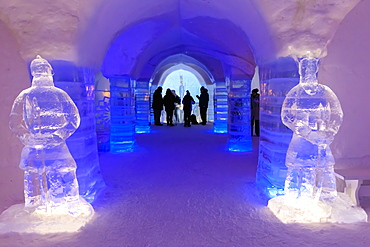 Sorrisniva Igloo Hotel, snow or ice hotel, striking sculpture, ice bar, Alta, Winter, Finnmark, Arctic Circle, North Norway, Scandinavia, Europe