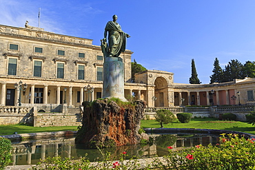 Palace of Saints Michael and George (Royal Palace) (City Palace) with statue, the Esplanade, Corfu Town, Corfu, Ionian Islands, Greek Islands, Greece, Europe