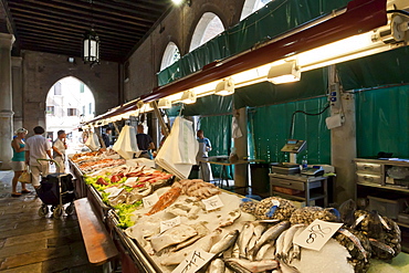 Fish stall, Pescheria, Rialto Markets, San Polo, Venice, UNESCO World Heritage Site, Veneto, Italy, Europe