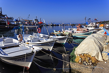 Fishing boats and nets, Sinop, Black Sea Coast, Anatolia, Turkey, Asia Minor, Eurasia