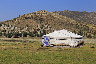 Rocky mountains behind ger, Nomad camp in summer, Khogno Khan Uul Nature Reserve, Gurvanbulag, Bulgan province, Northern Mongolia, Central Asia, Asia