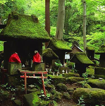 Sasuke Inari Shrine, Kanagawa, Japan