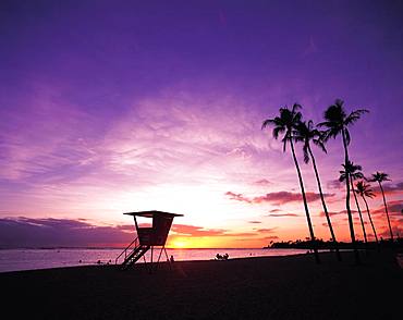 Sunset at Ala Moana beach, Hawaii