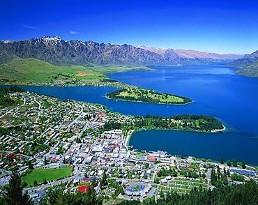 Lake Wakatipu, New Zealand