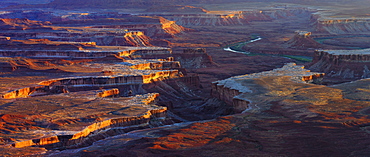 Colorado River, Canyonlands National Park, Utah, USAColorado River, Canyonlands National Park, Utah, USA