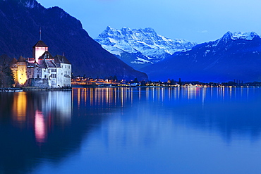 Lake Geneva with a view of Montreux and Chillon Castle, Switzerland