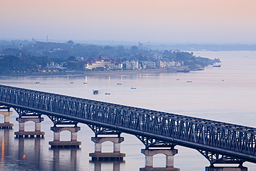 Views over the Thanlwin (Salween) river and Mawlamyine bridge and town, Mawlamyine, Mon, Myanmar (Burma), Southeast Asia