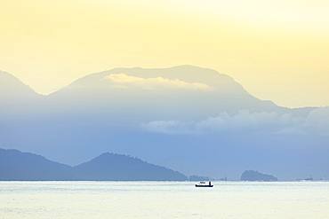 Mountains and sea on the Green Coast, Rio de Janeiro state, Brazil, South America