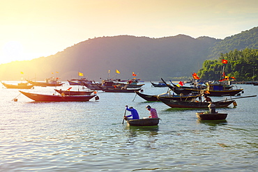 Fishermen in traditional round basket coracle boats on Cham Island, Quang Nam, Vietnam, Indochina, Southeast Asia, Asia