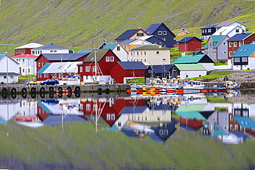 Typical houses, Hvannasund, Vidoy Island, Faroe Islands, Denmark, Europe