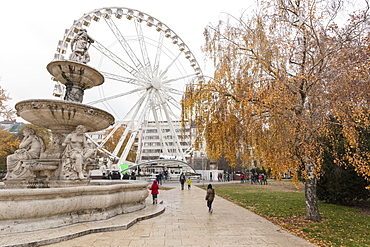 Ferris Wheel known as Budapest Eye, Erzsebet Square, Budapest, Hungary, Europe