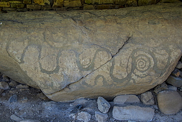 Knowth, neolithic passage grave, UNESCO World Heritage Site, prehistoric Bru na Boinne, Valley of the River Boyne, County Meath, Leinster, Republic of Ireland, Europe