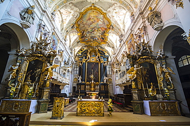 Interior of the Romanesque St. Emmeram's Basilica (abbey) now known as Schloss Thurn und Taxis, Regensburg, UNESCO World Heritage Site, Bavaria, Germany, Europe