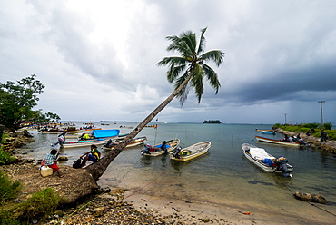 Banana boats transporting people on the outer islands of Manus, Admiralty Islands, Papua New Guinea, Pacific