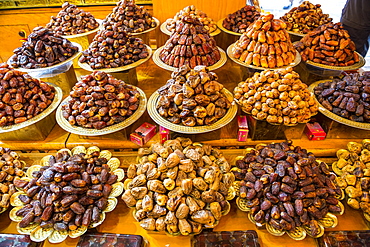 Date shop in the old town of Jeddah, Saudi Arabia, Middle East