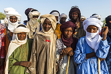 Young men arriving for the Gerewol festival, courtship ritual competition among the Wodaabe Fula people, Niger, West Africa, Africa