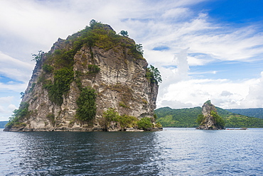 The Beehives (Dawapia Rocks) in Simpson Harbour, Rabaul, East New Britain, Papua New Guinea, Pacific