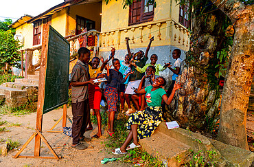 Friendly school girls, Mbanza Ngungu, Democratic Republic of the Congo, Africa