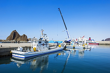 Boat harbour for vistitor boats in Shiretoko National Park, UNESCO World Heritage Site, Hokkaido, Japan, Asia