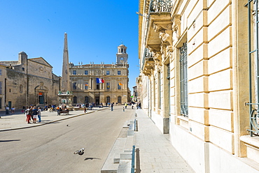 Place de la Republique, Arles, Bouches du Rhone, Provence, Provence-Alpes-Cote d'Azur, France, Europe