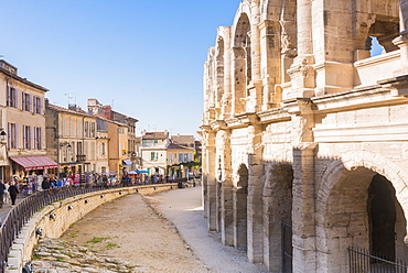 Arles Amphitheatre, Arles, Bouches du Rhone, Provence, Provence-Alpes-Cote d'Azur, France, Europe