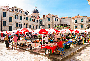 Green market in the old town, Dubrovnik, Croatia, Europe