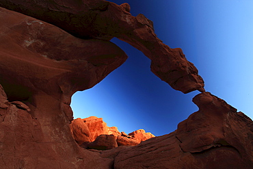 Ephemeral arch, valley of fire state park, nevada, usa, north america