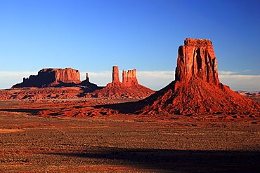 Monument valley, view near artist point, utah, usa