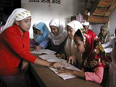 Thailand our school muslim school for burmese refugees, mae sot