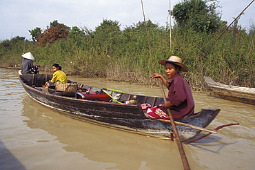 Cambodia on tonle sap