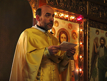 Religion, bulgaria. Sunday mass at the byzantine catholic assumption cathedral, sofia